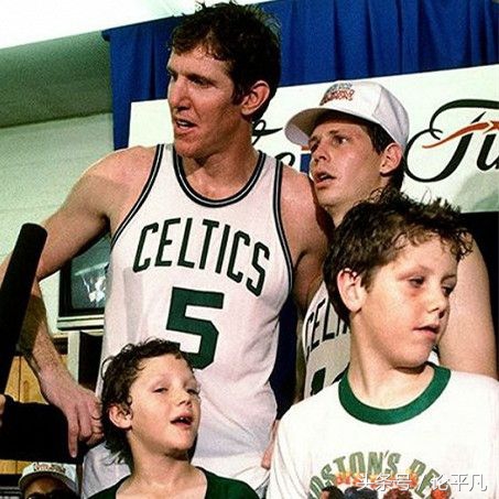 nba历史上最伟大的球员是张伯伦吗,nba十佳球张伯伦