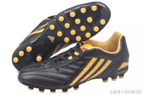 怎么根据场地选鞋,tf足球鞋适合什么场地