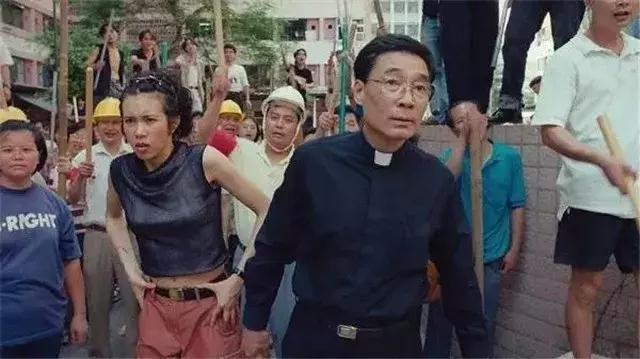 盘点香港电影的牧师们，张国荣最帅，黄霑最逗，林尚义战斗力最强