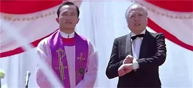 盘点香港电影的牧师们，张国荣最帅，黄霑最逗，林尚义战斗力最强