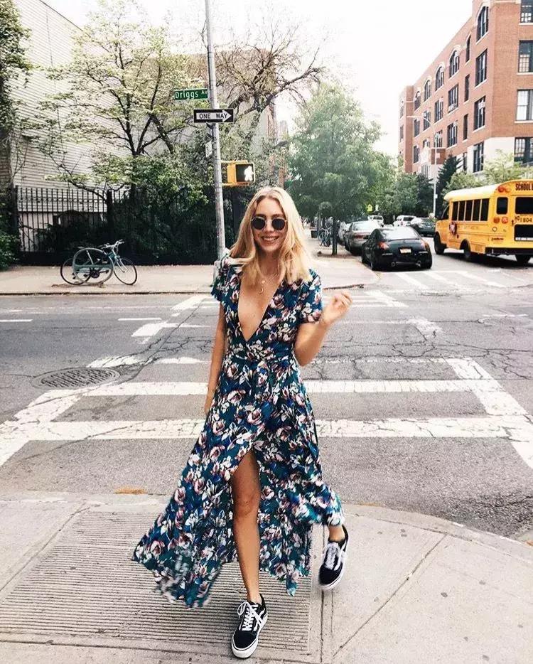 夏天必备的时髦连衣裙,夏天的连衣裙备起来