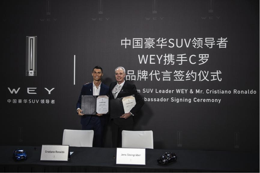 暴走汽车2019,c罗与汽车比赛视频