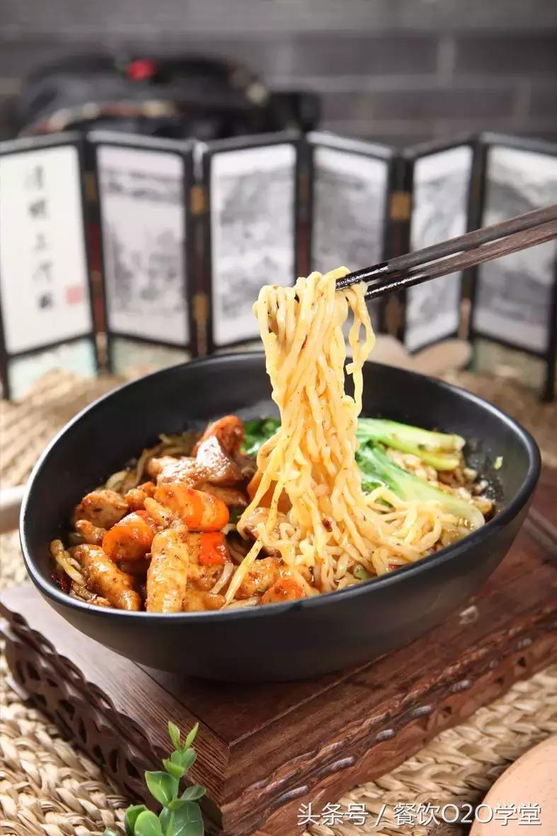 日收2万的餐饮,日收一两万都是做什么生意