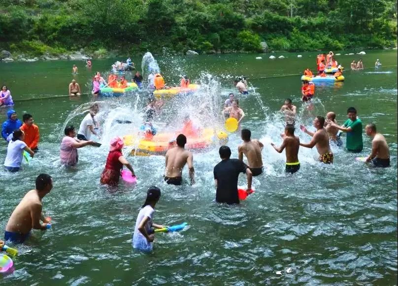 青龙峡漂流现场买票,青龙县啤酒节