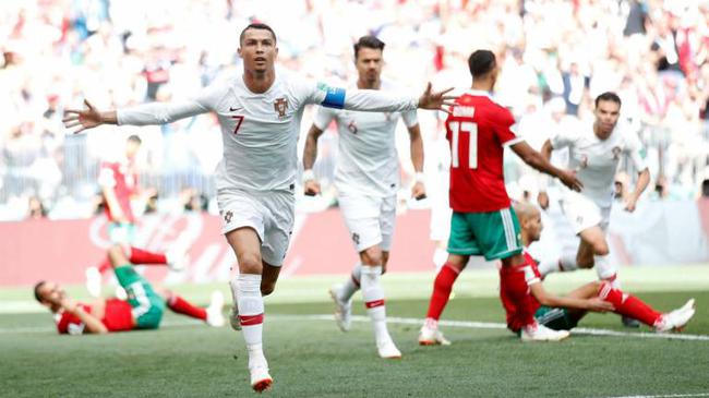 c罗拿世界杯冠军还能追上梅西吗,c罗世界足球先生金球奖各几次