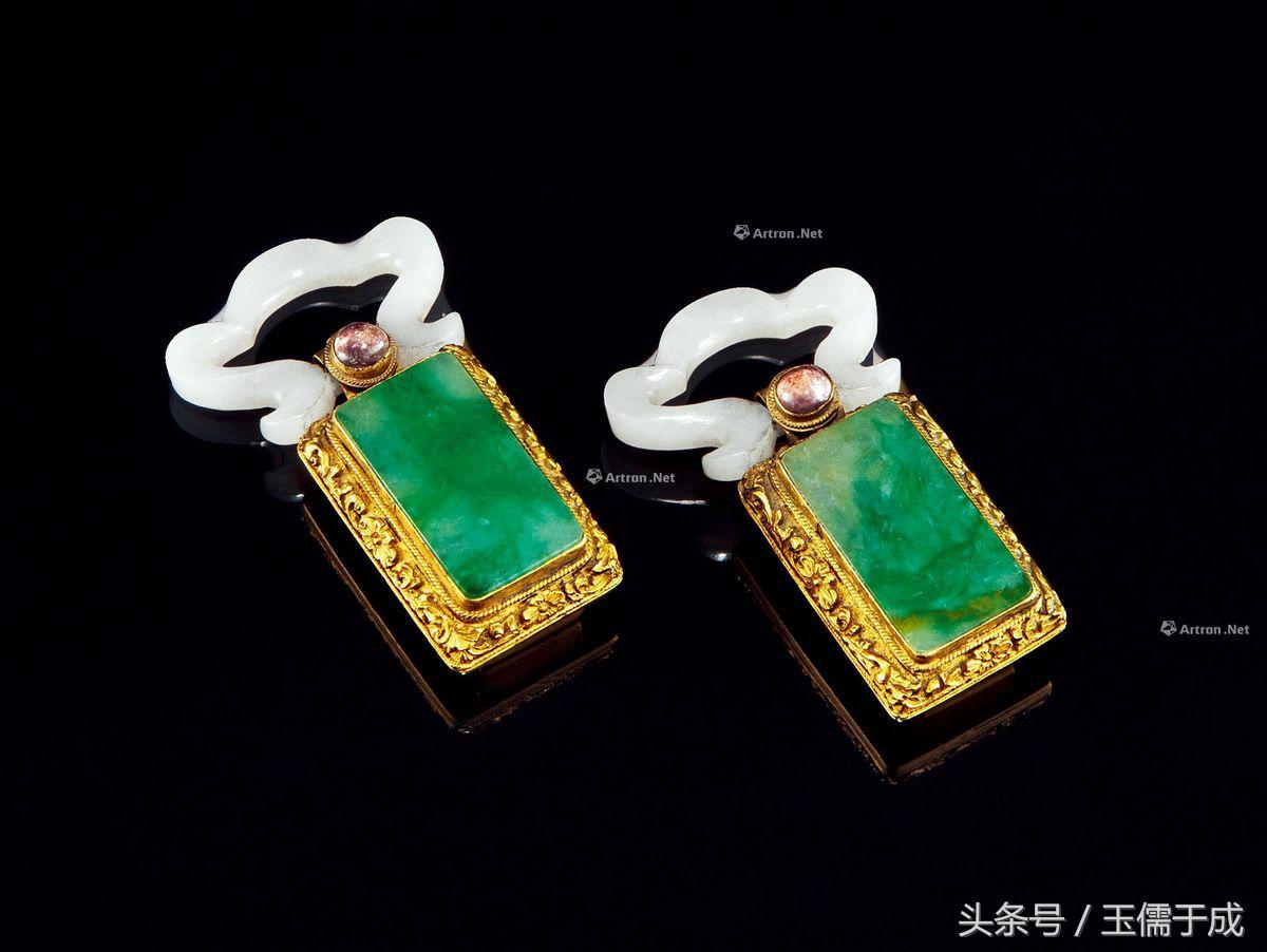 清代乾隆年制翡翠手镯价格,乾隆皇家珍藏玉器图卷