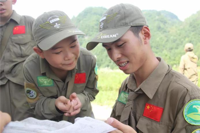 老龙潭旅游攻略,老龙洞探险视频