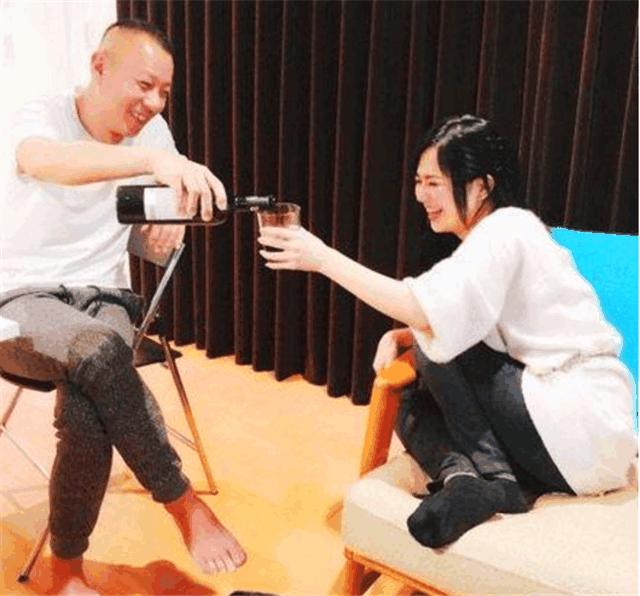 苍井空微博晒美照，却被人质疑严重下垂，她的回答堪比教科书