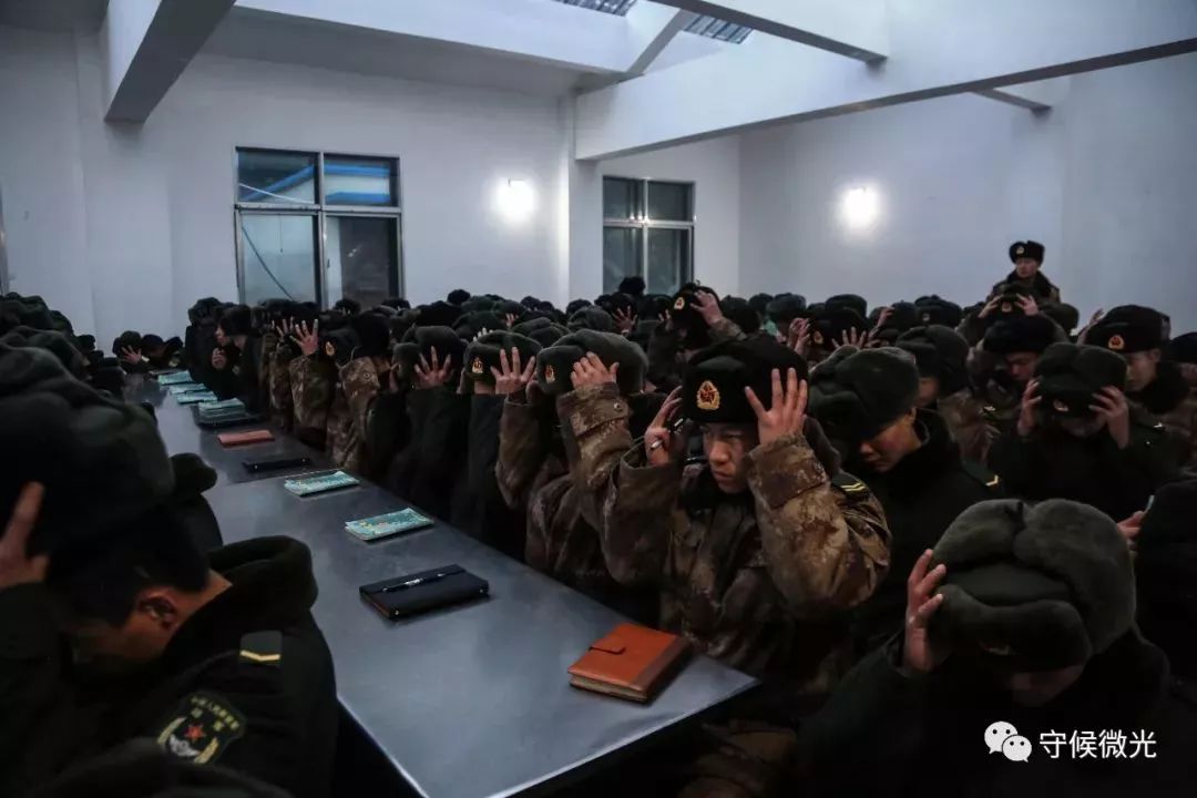 在最艰苦的地方守卫祖国,荐读在人生的低谷中安然前行