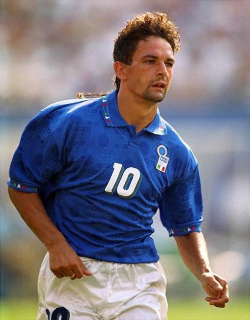 足坛史上最伟大的十个进球,梅西和齐达内谁厉害