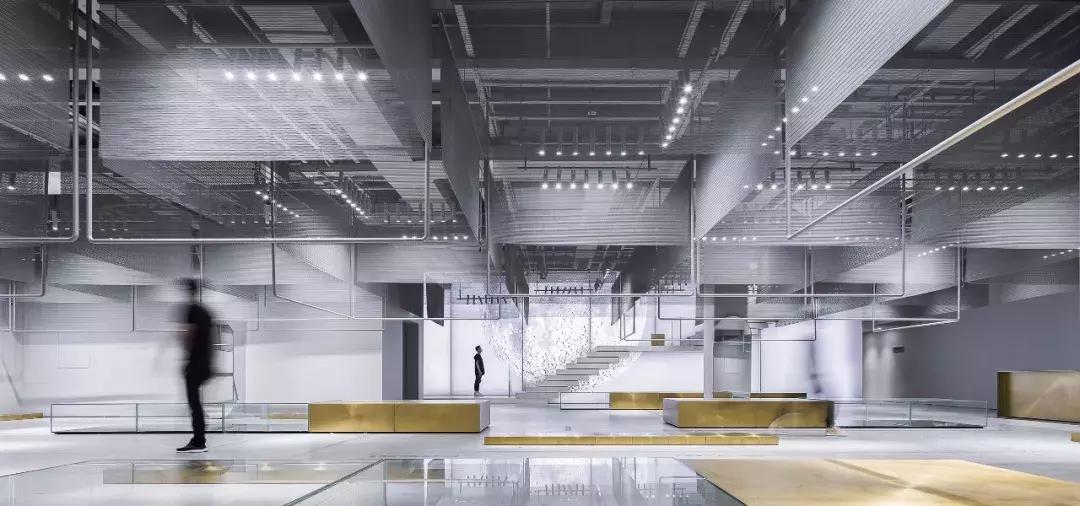 新作首发｜墟之峡谷.上海UR旗舰店！