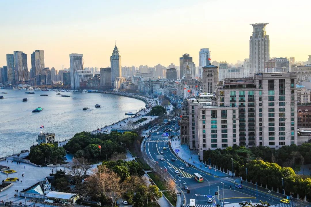 该不该去上海读大学,千万不要来香港读研