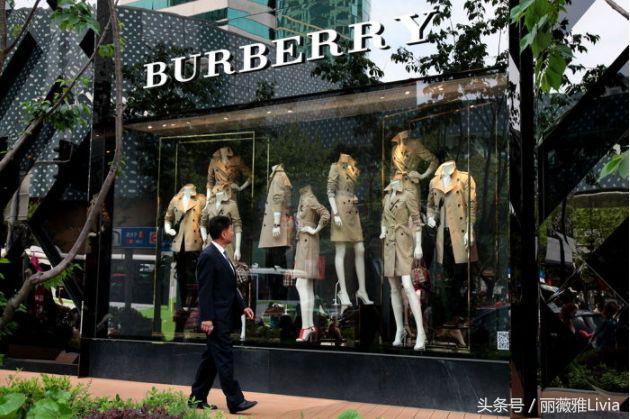 巴宝莉销毁奢侈品,巴宝莉奢侈品为什么被烧