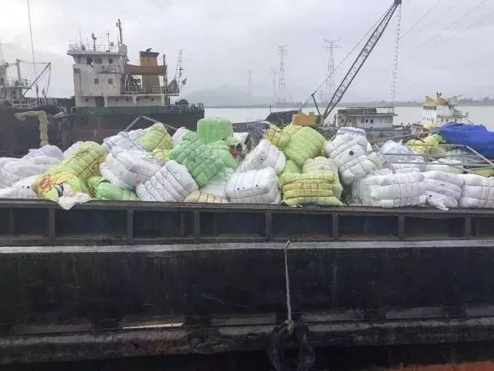 洋垃圾被海关查获,1万吨洋垃圾退运出境