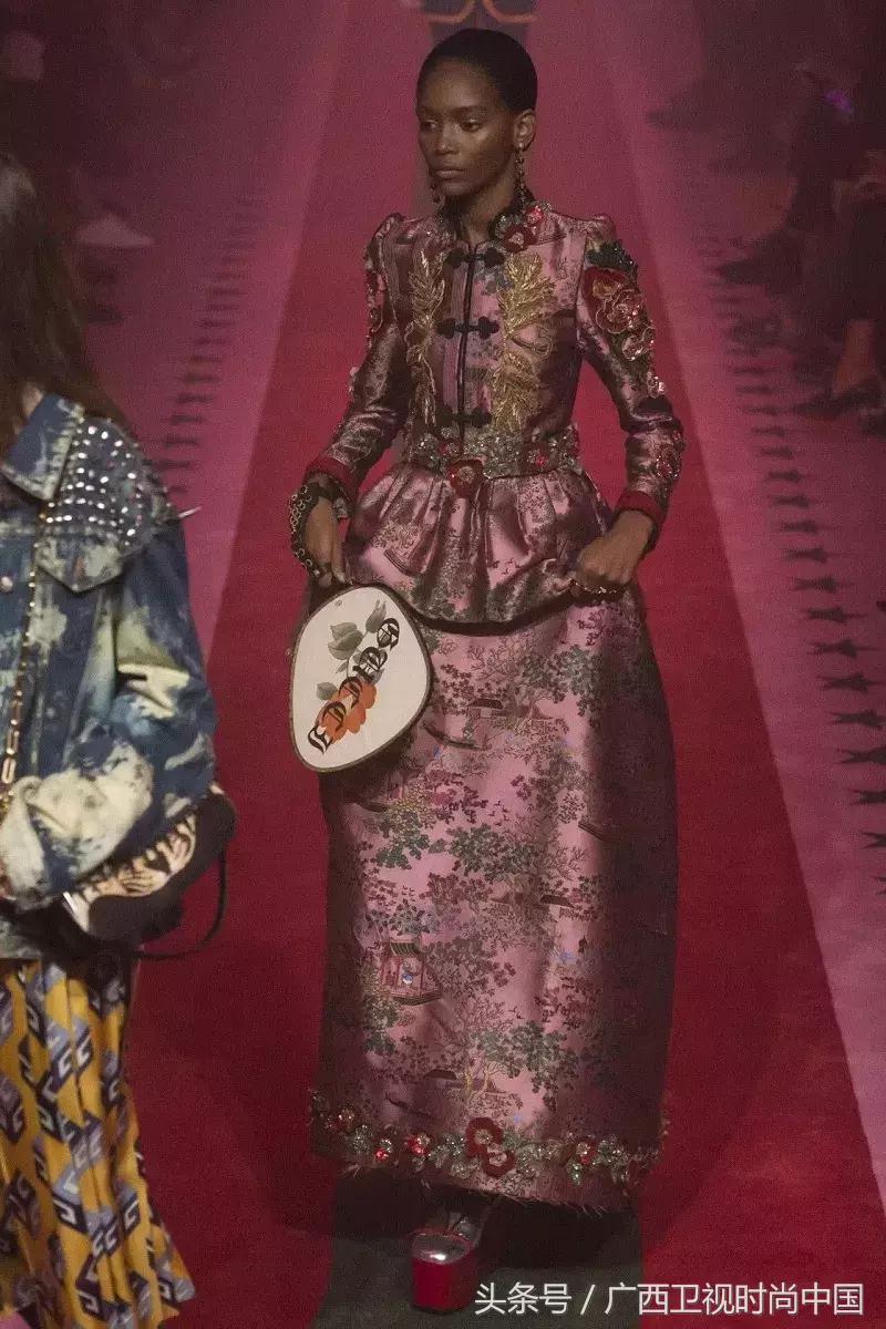 中国风穿什么好看,中国风适合年轻人穿吗