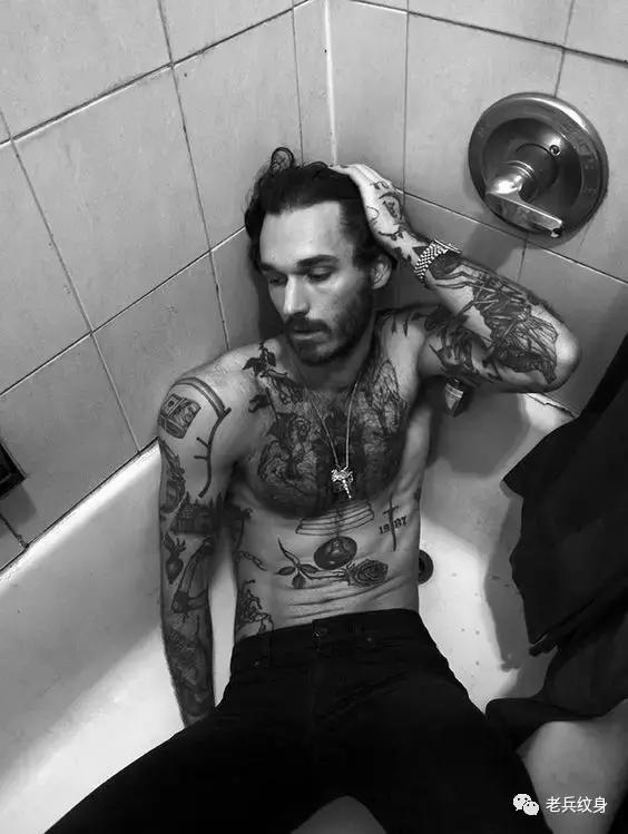 你的纹身为什么会痒,你的纹身疼吗