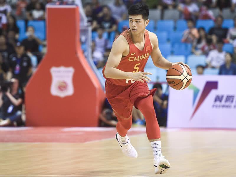 李楠带领男篮夺冠回放,中国男篮惨遭20分大逆转背后原因