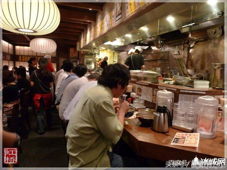 东京和台湾台北上班族时间更紧张，中午不点外卖？为何速递哥很少