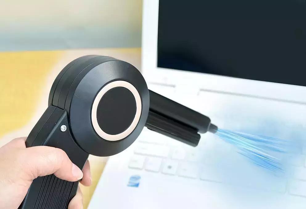 桌上烤肉串，手机剃鼻毛，这些产品脑洞真的很神奇了！