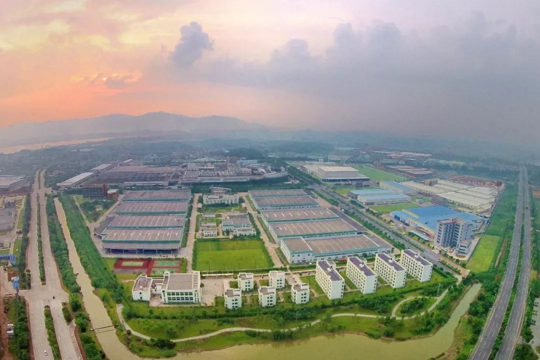 饮料喝完了还可以拿来做什么,饮料喝完瓶子有妙用