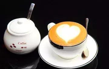 茶饮这个连续三年爆红的品类,这个茶饮品类为何热度陡升近100倍