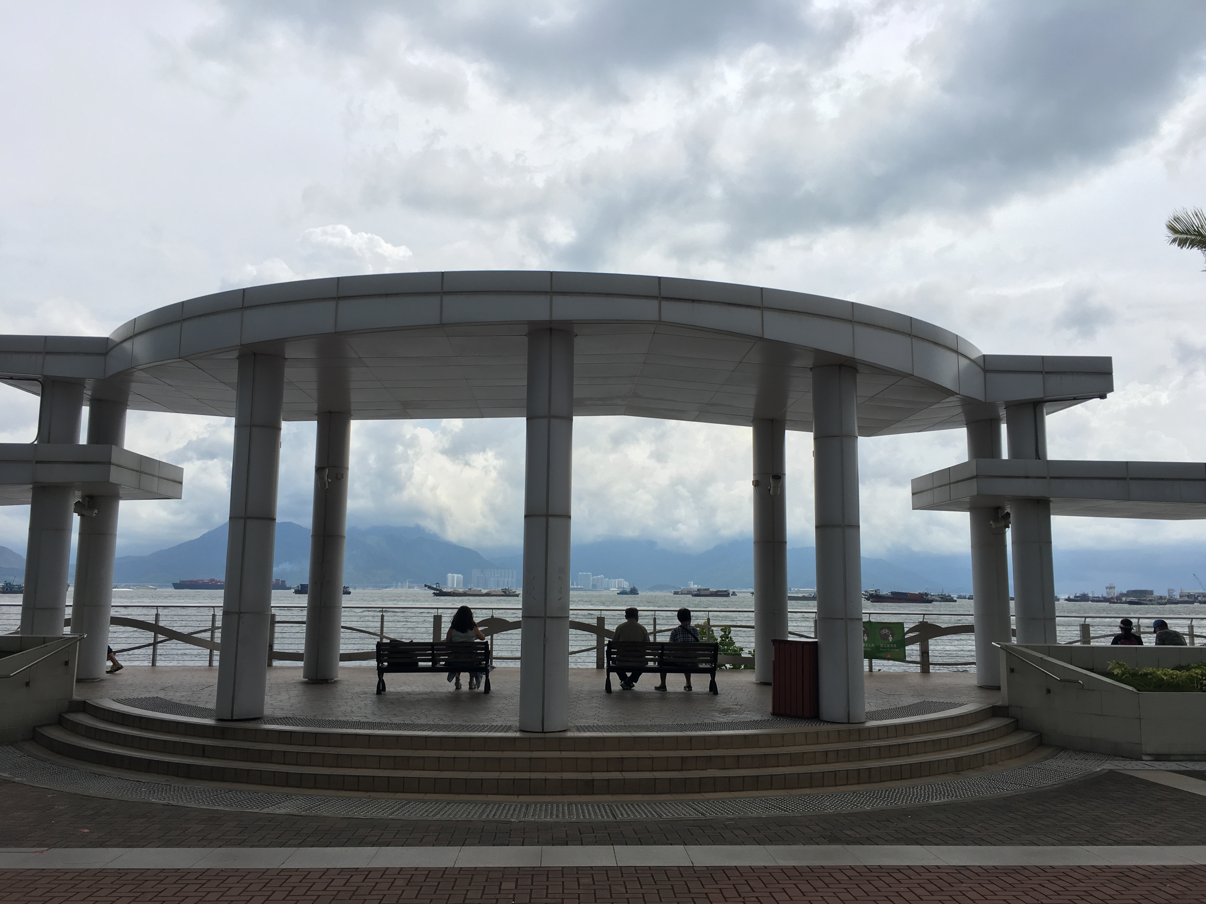 香港离深圳最近的海滩,离深圳最近又干净的海滩