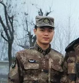 从文艺兵到装甲兵，再到财税老板，这个90后的兵哥哥不一般