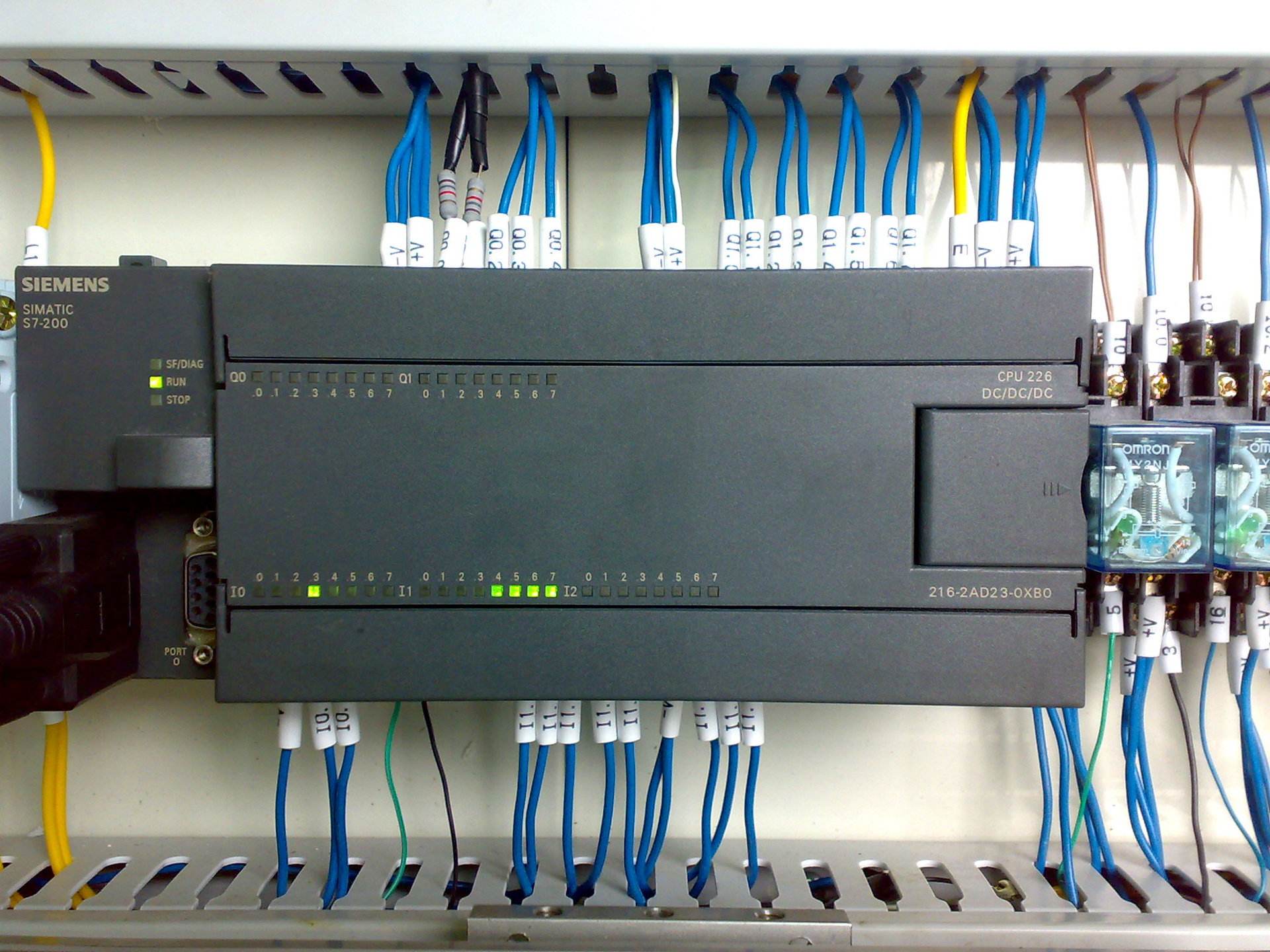 plc编程入门梯形图视频教程讲解,十个简单的plc程序