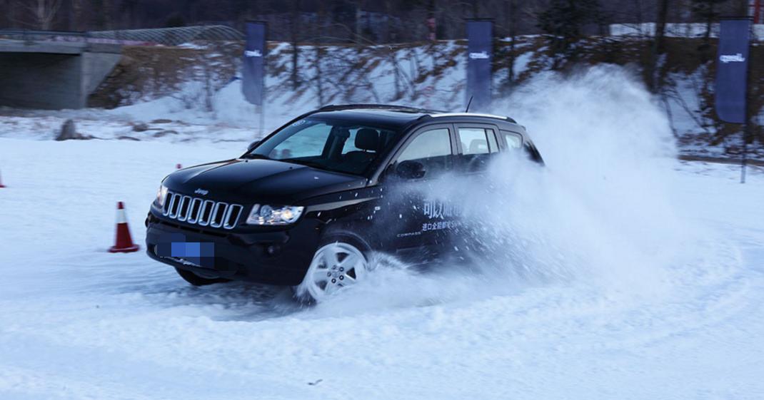 不看价格以为要20万，降价完最低12万Jeep指南者有哪些优缺点？