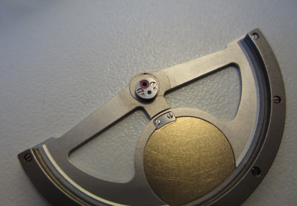 好的机械表机芯是什么材质,机械表的机芯一般都是什么材质的