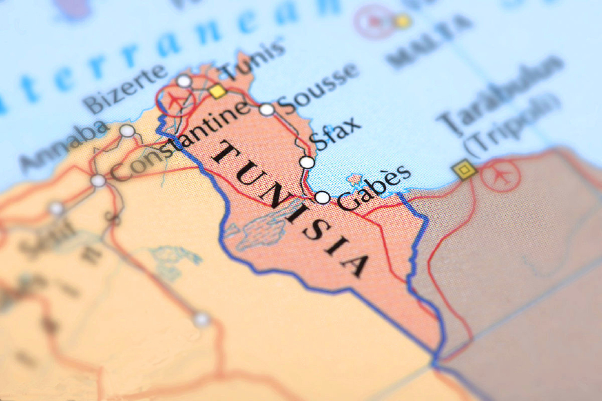 非洲有一不起眼小国，爆发革命却席卷周边，10年后民众都悔不当初