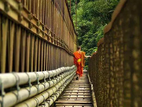 东南亚冷门大巴价格,中国哪个市到泰国最便宜