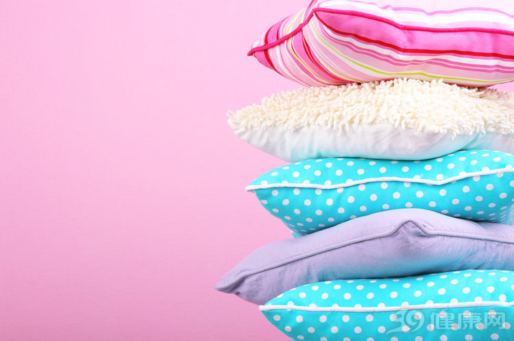 枕头不选对越睡越累啥意思啊,枕头不合适颈椎有影响吗