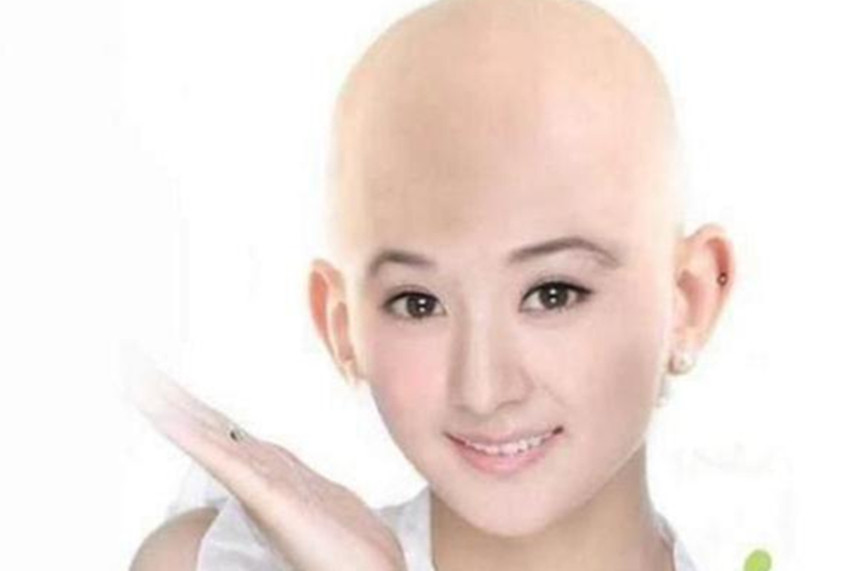 赵丽颖长发剪成光头,赵丽颖剃光头的视频