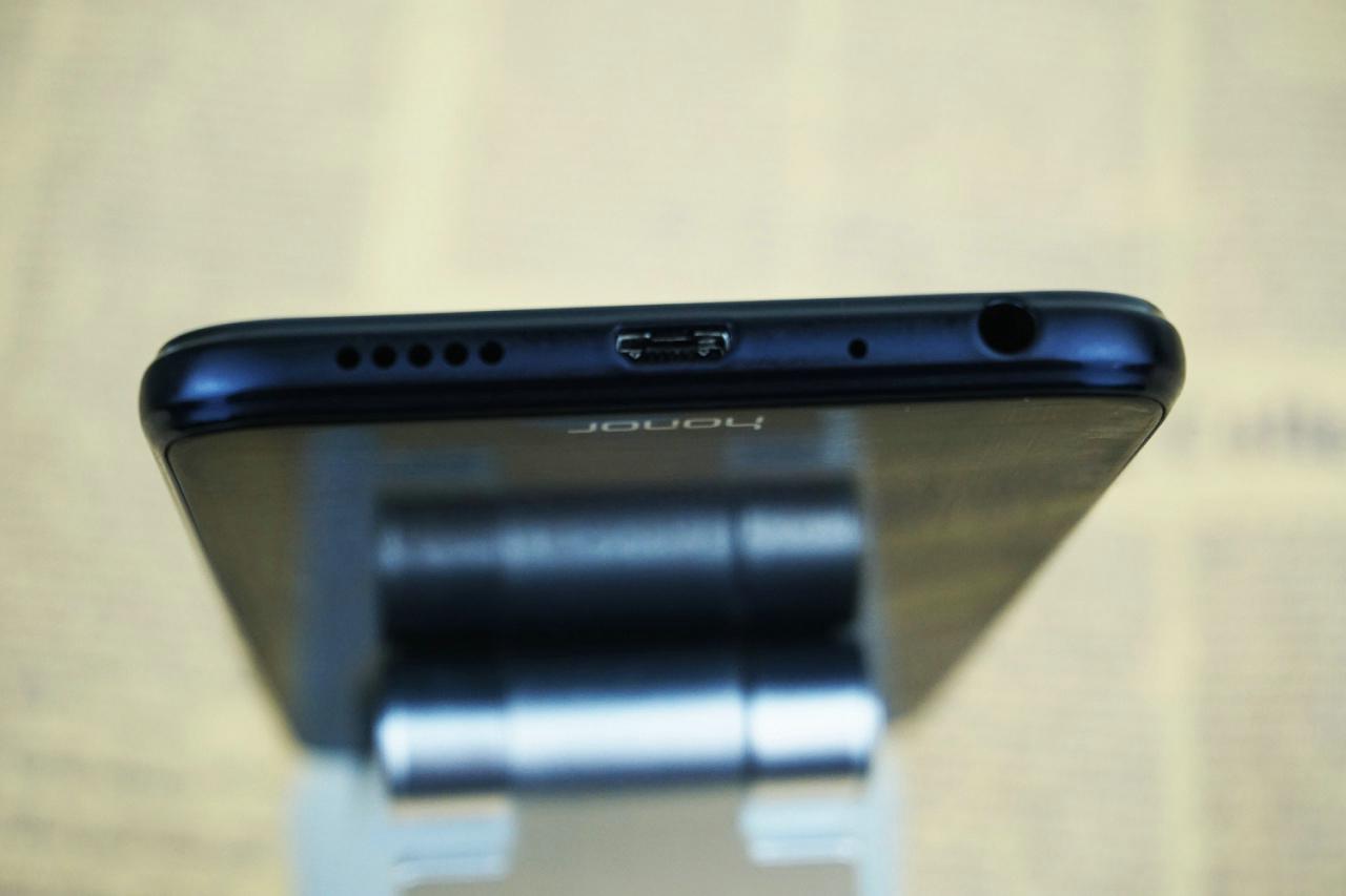 荣耀9i升级华为10.0系统,荣耀9i游戏体验吃鸡