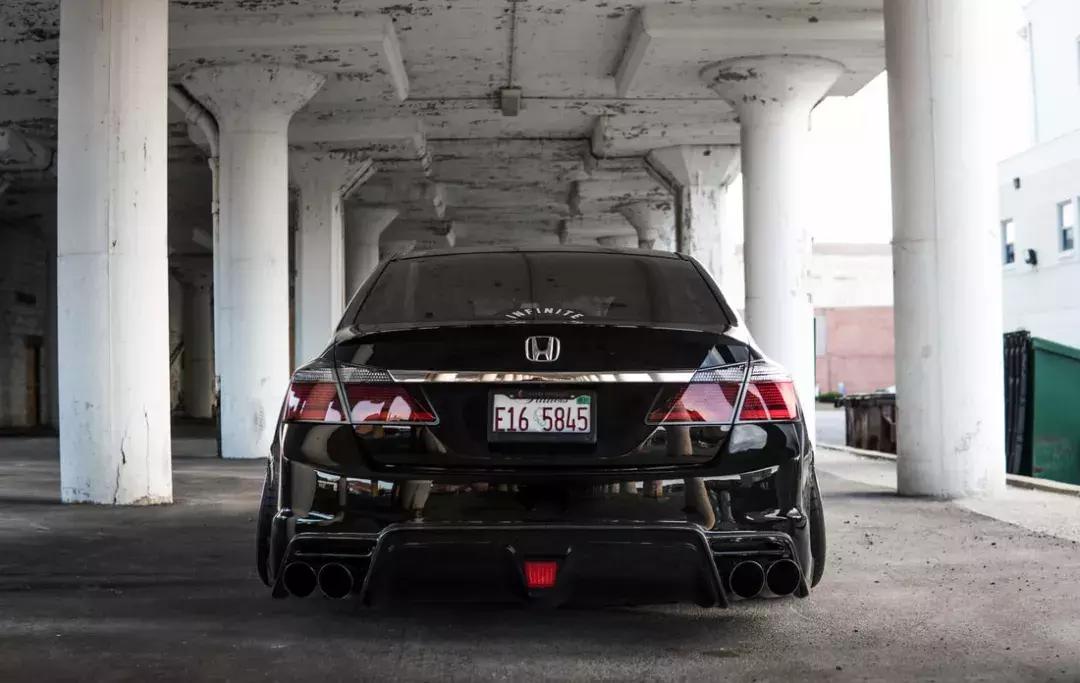 土豪金轮毂要配什么,土豪金纺车轮