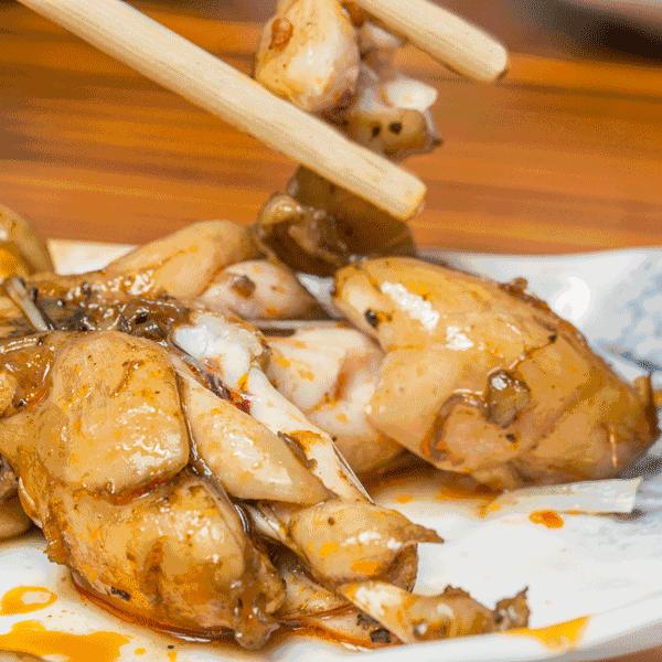 牛蛙火锅和毛肚火锅哪个受欢迎,魔都火锅店