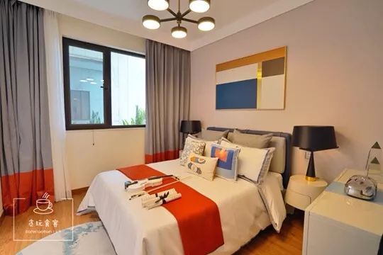 暑期去山东龙口,拍ins风网红大片,看没有游客蔚蓝大海!