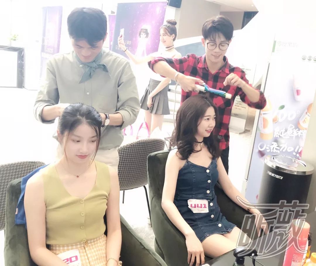 花情柳意不仅在景、更在人，来中国女孩大赛杭州赛区pick你喜欢的十强小姐姐！