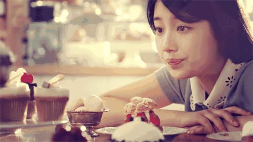 18岁姑娘突然绝经，永久丧失生育能力，只因……女人出现这些信号要当心！