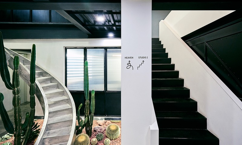 融入更多艺术元素与粗狂工业风格的北京ASTUDIO摄影工作室