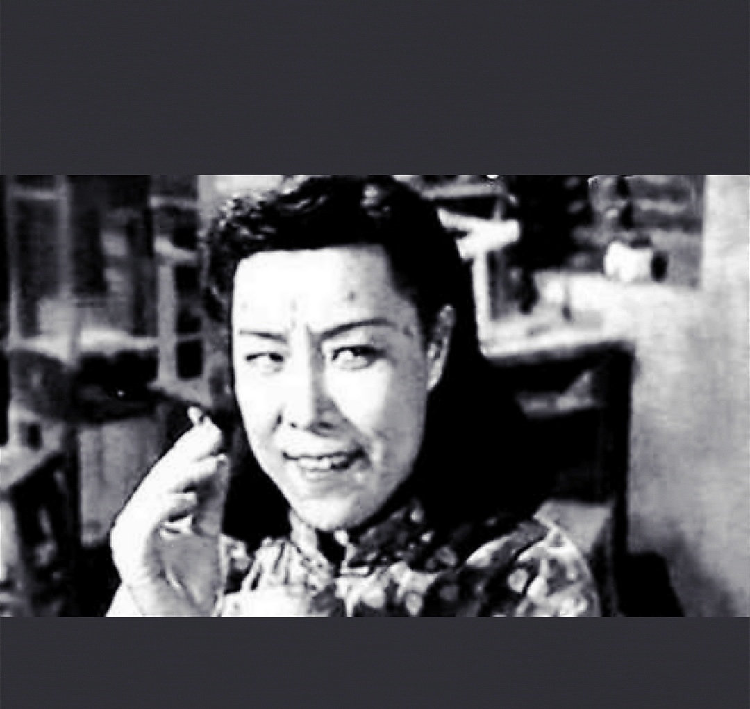 曾记否，电影里那些抽烟的女人