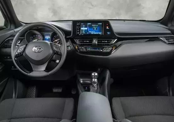 探歌suv和其他suv对比,全新探歌在suv领域大放异彩