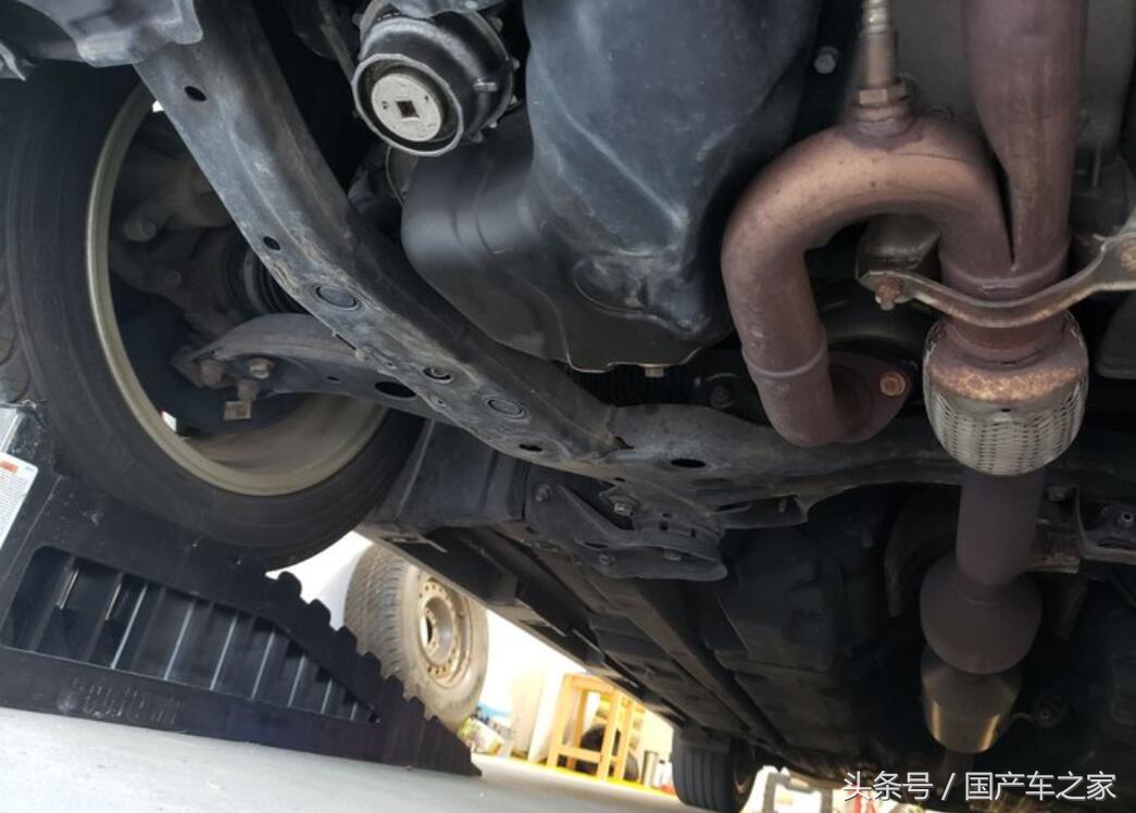 雷克萨斯es350高速行驶感受,雷克萨斯es350最多跑几公里