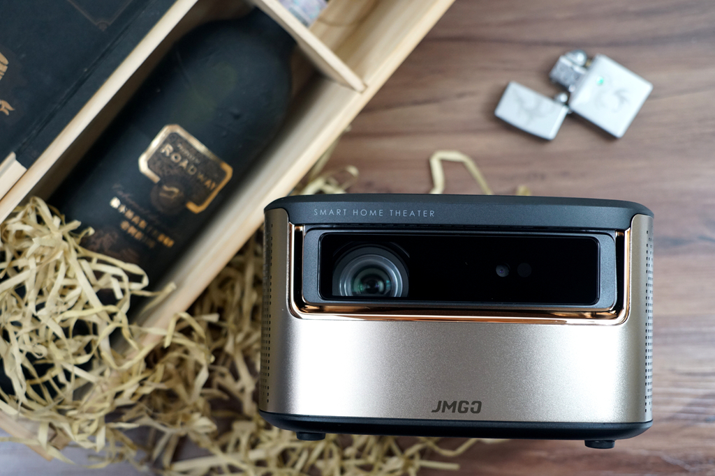 坚果v9动态对比度,坚果v9最新视频