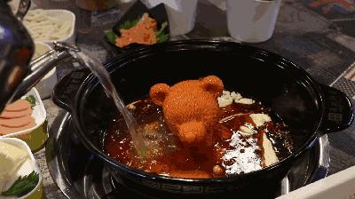萌翻了！火爆全国的网红“熊熊”锅惊现郫都！快来打卡……