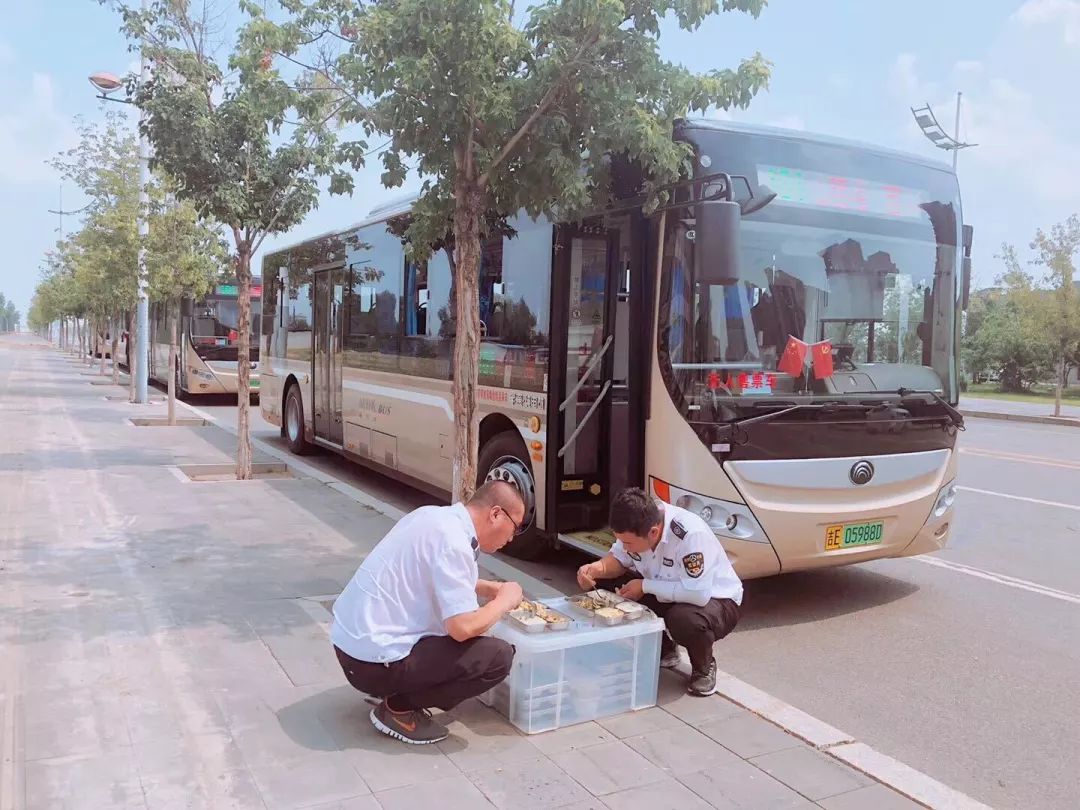 史上罕见高温！是他们在烈日下守护着梅河口！