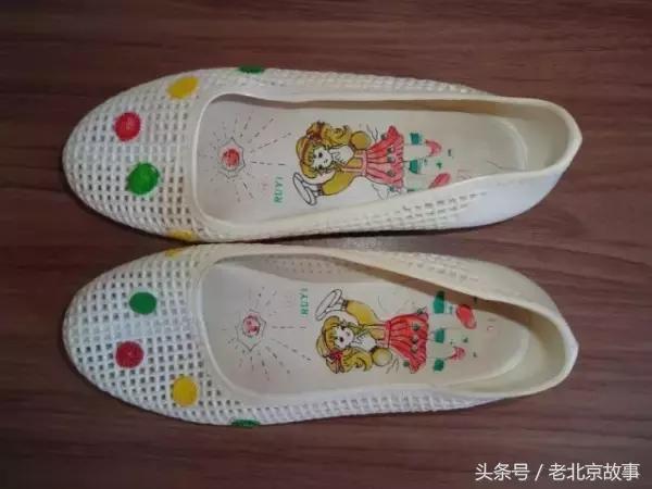 这么热的伏天儿，过去没有空调，北京人如何过的？