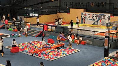 天津攀岩墙室内游乐场,天津攀爬类游乐园
