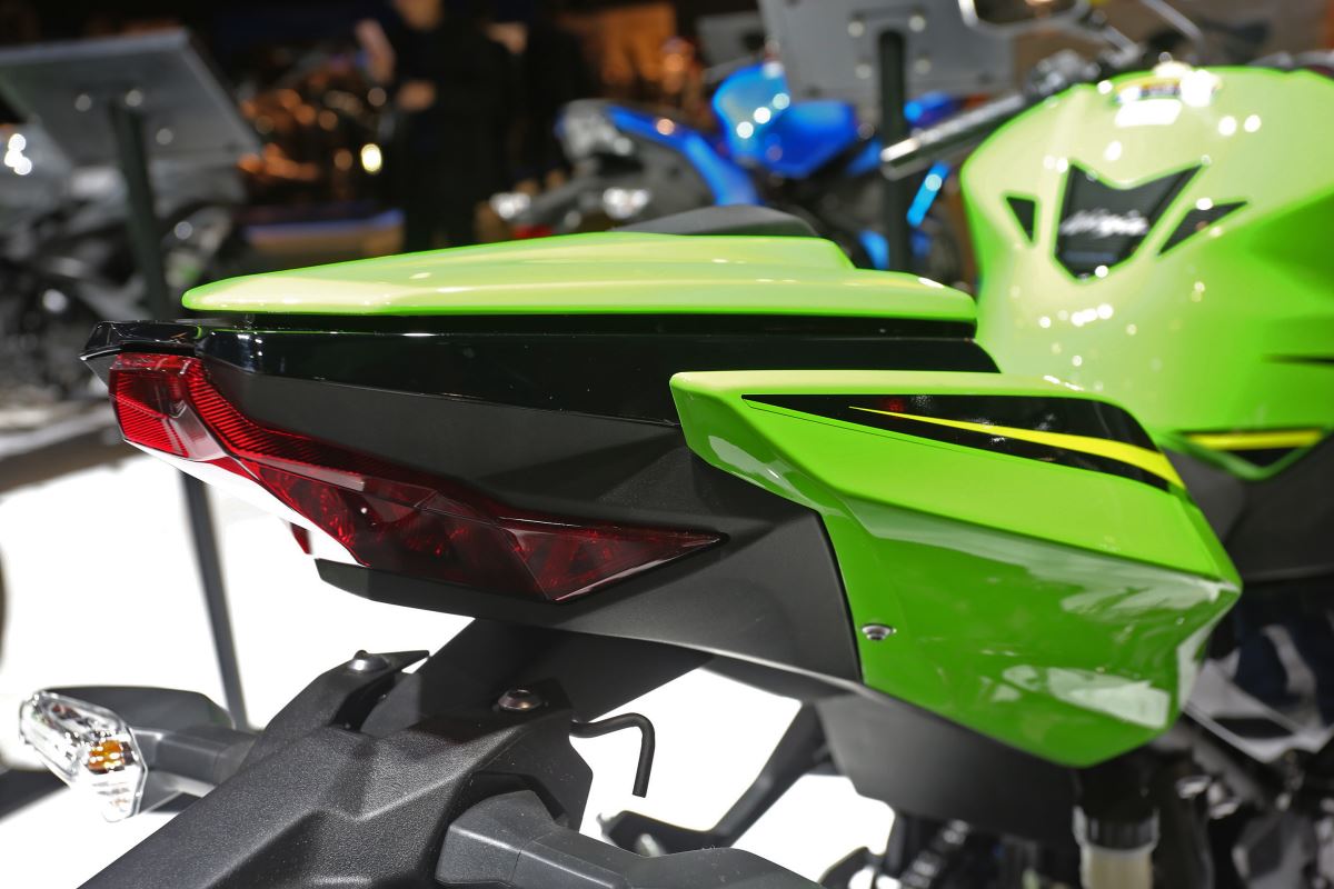 川崎忍者400故障代码,本田400f和川崎忍者400